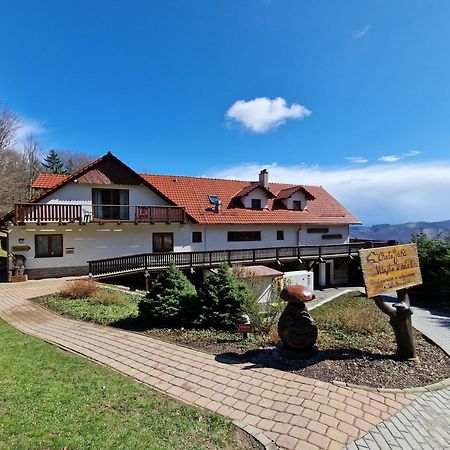 Wellness Hotel Chata Jana Lopeník Buitenkant foto