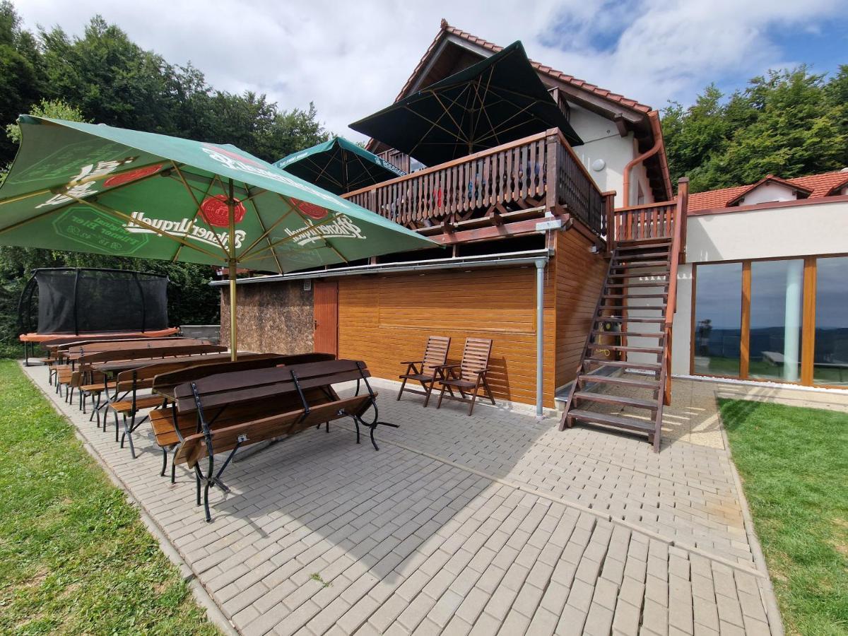 Wellness Hotel Chata Jana Lopeník Buitenkant foto