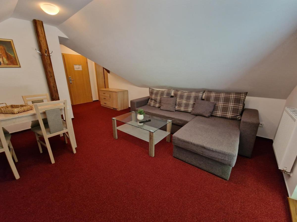 Wellness Hotel Chata Jana Lopeník Buitenkant foto